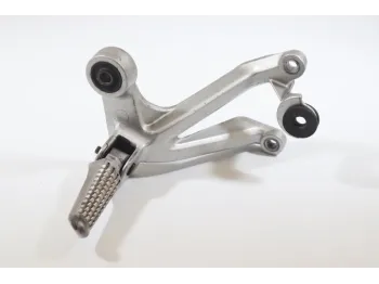 Platine arriere droite SUZUKI GSXR 600 1998 - 2000