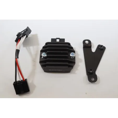 Regulateur charge batterie YAMAHA YP 125 MAJESTY 1998 - 2001