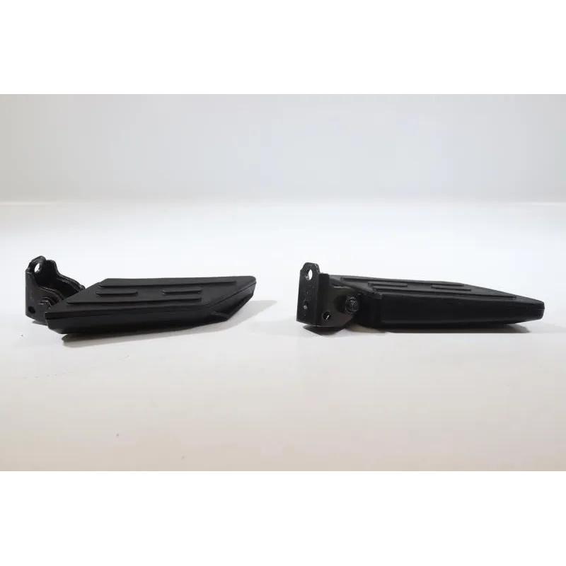 Repose pieds arriere droit PEUGEOT KISBEE 50 2018 - 2021