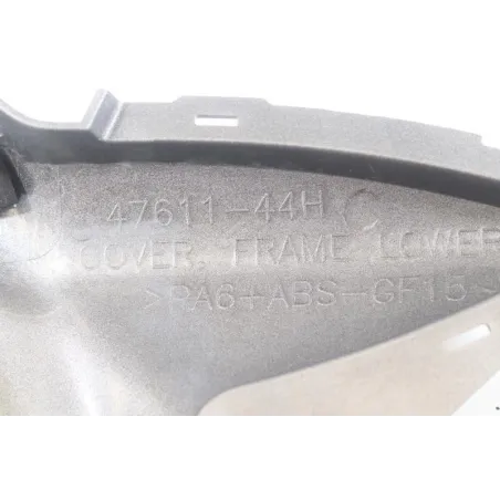 Cache lateral droit SUZUKI SFV 650 GLADIUS 2009 - 2016