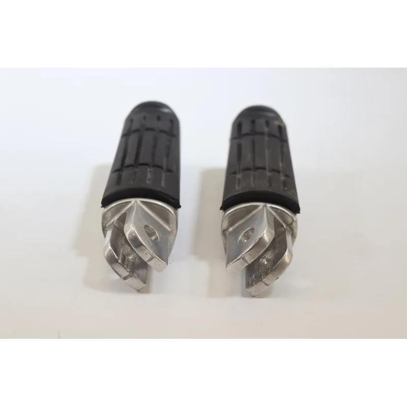 Repose pieds arriere droit YAMAHA FJR 1300 2001 - 2005