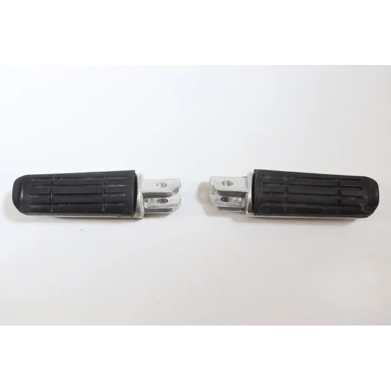 Repose pieds arriere droit YAMAHA FJR 1300 2001 - 2005