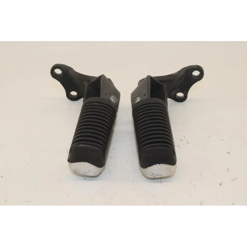 Repose pieds arriere droit YAMAHA YPR 125 XMAX 2006 - 2009