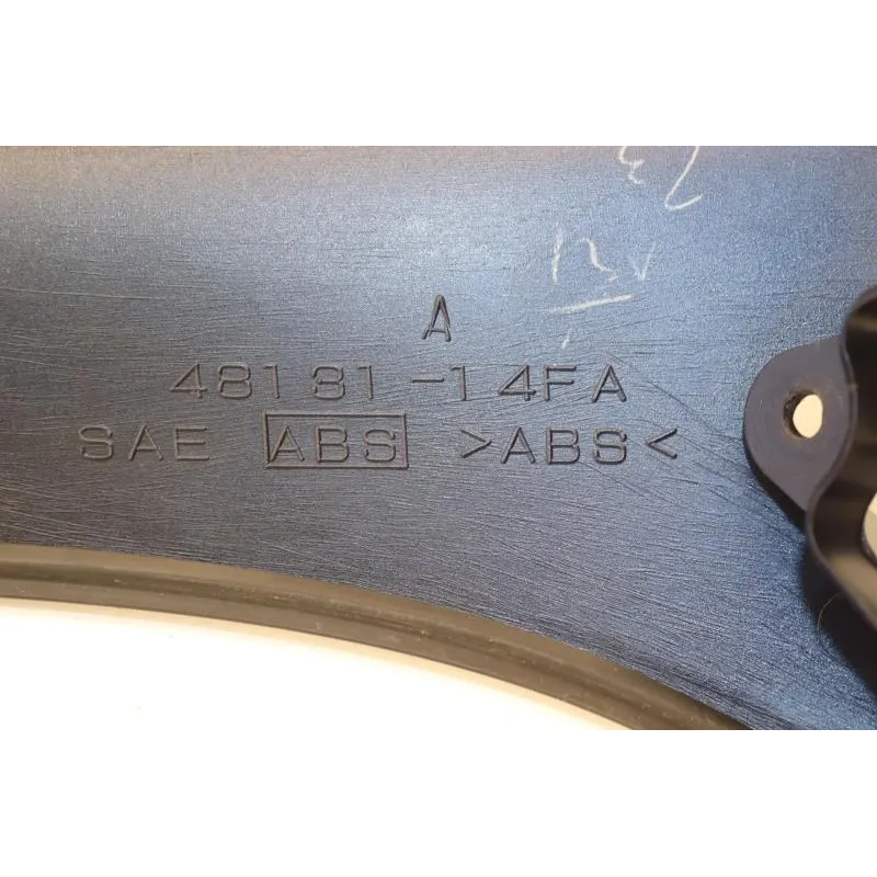 Cache carenage face avant SUZUKI UH 400 BURGMAN 1999 - 2006