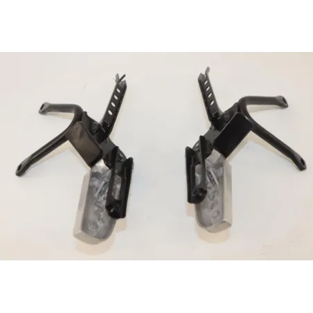 Repose pieds arriere droit HONDA PCX 125 2010 - 2013