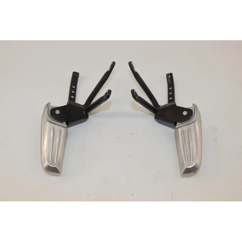 Repose pieds arriere droit HONDA PCX 125 2010 - 2013