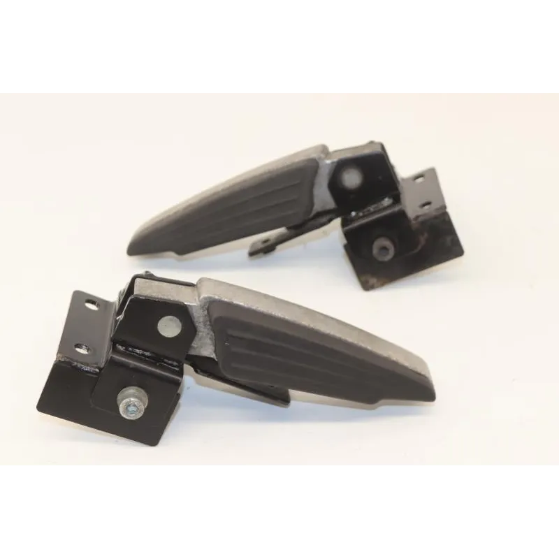 Repose pieds arriere droit PEUGEOT SATELIS 125 2012 - 2016