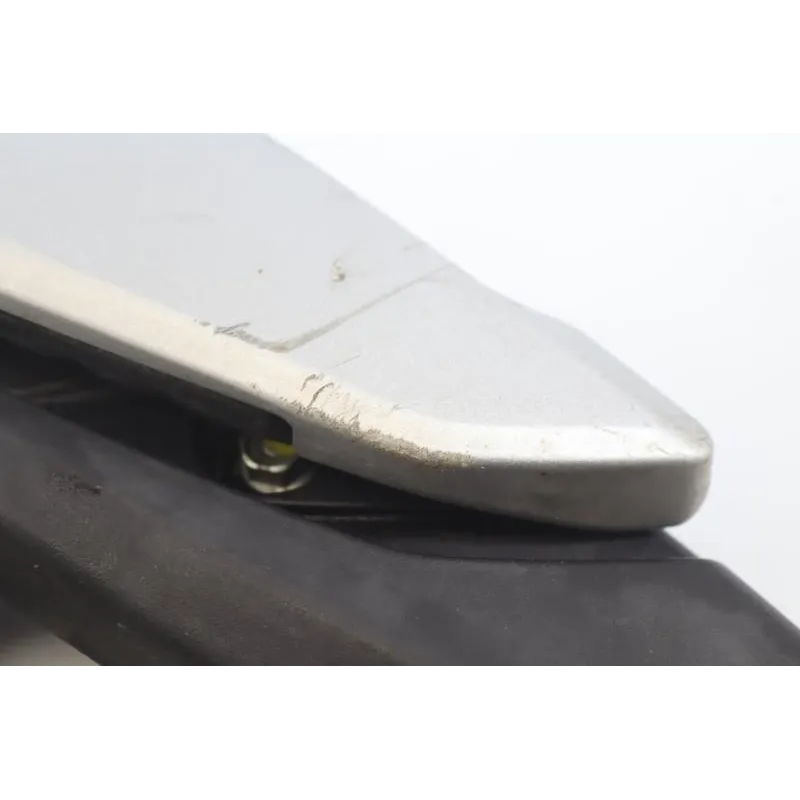 Repose pieds arriere droit HONDA SH 125 2014 - 2016