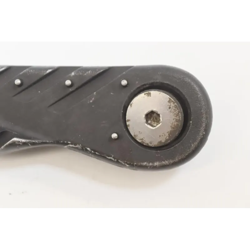 Repose pieds arriere droit MBK CW 50 BOOSTER 2004 - 2018