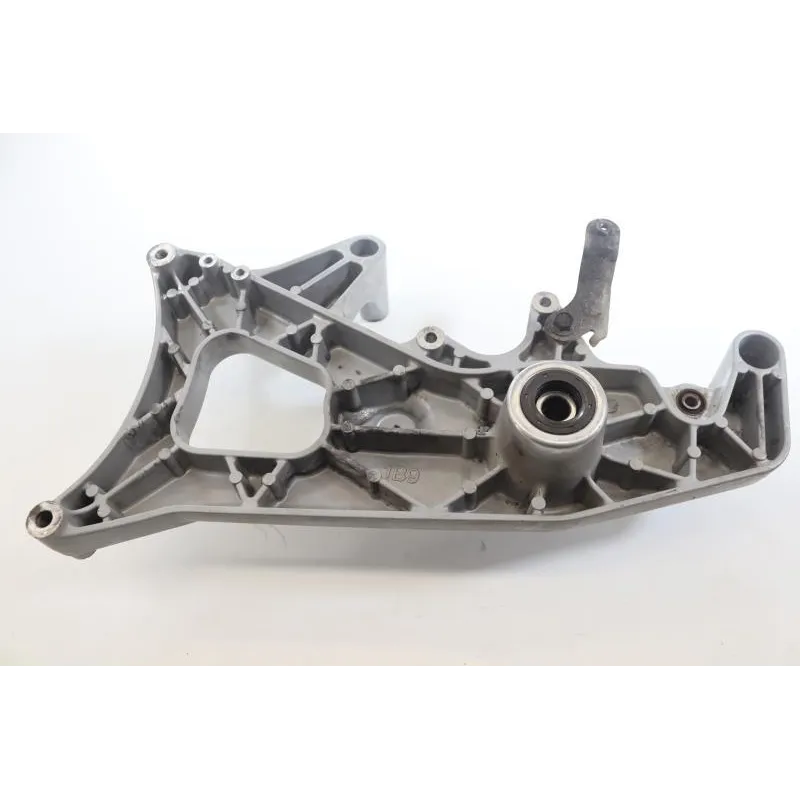 Bras support pot echappement YAMAHA YPR 125 XMAX 2006 - 2009