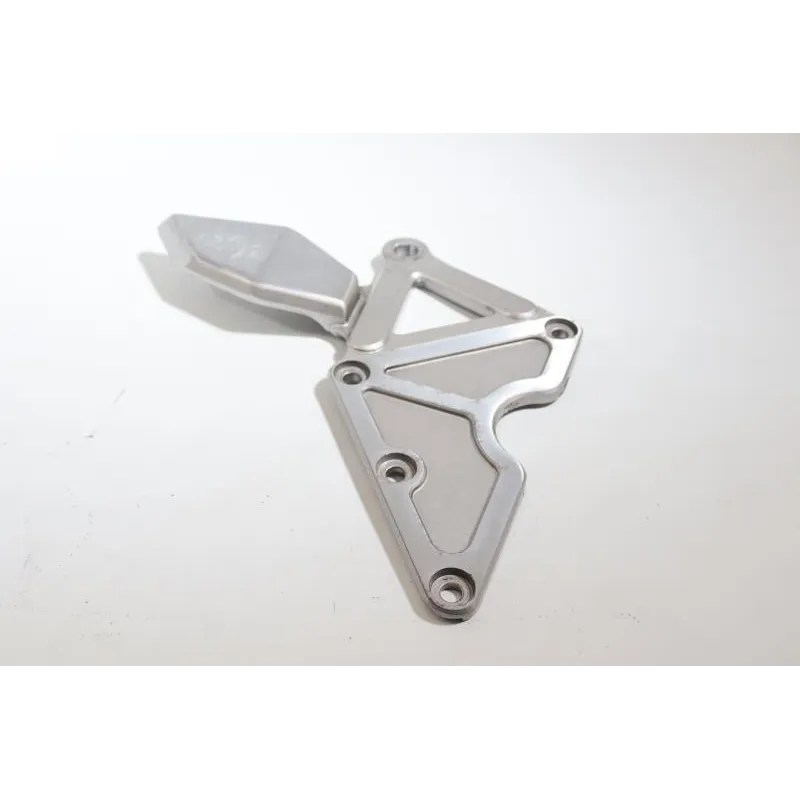 Habillage platine gauche SUZUKI GSF 400 BANDIT 1991 - 1995
