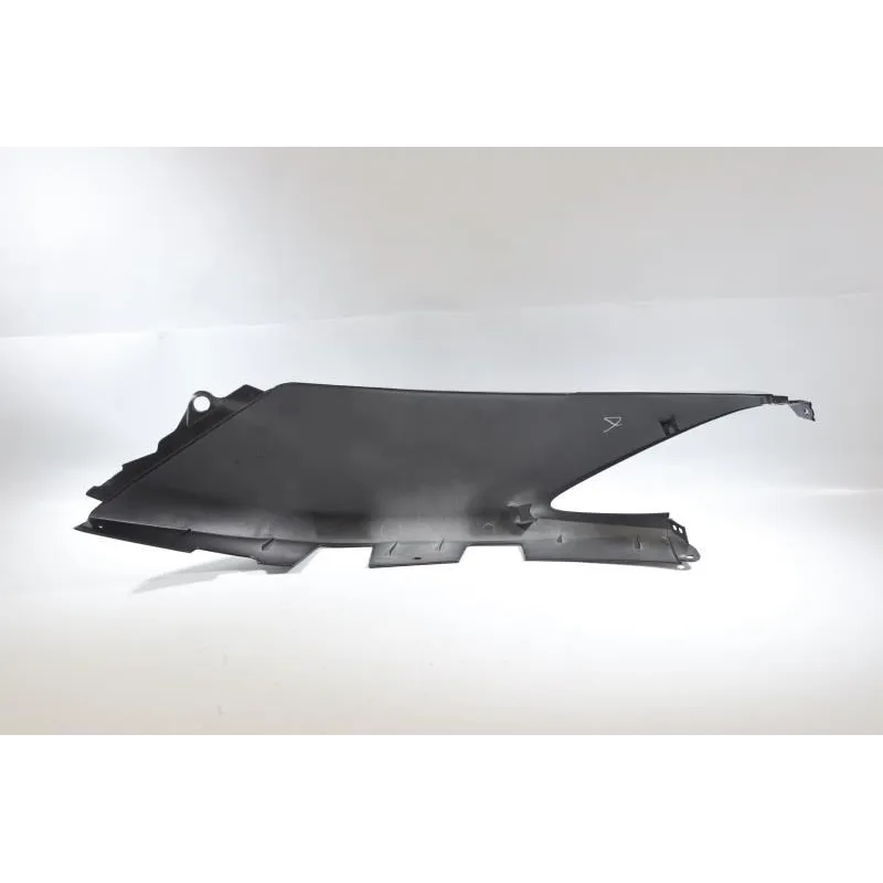 Coque arriere gauche YAMAHA YPR 125 XMAX 2010 - 2013