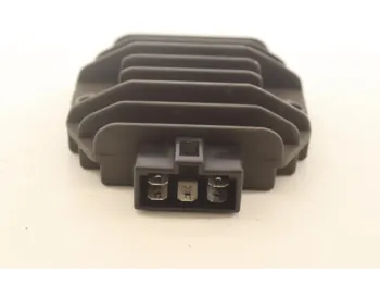 Regulateur charge batterie PIAGGIO X9 EVO 125 2005 - 2006