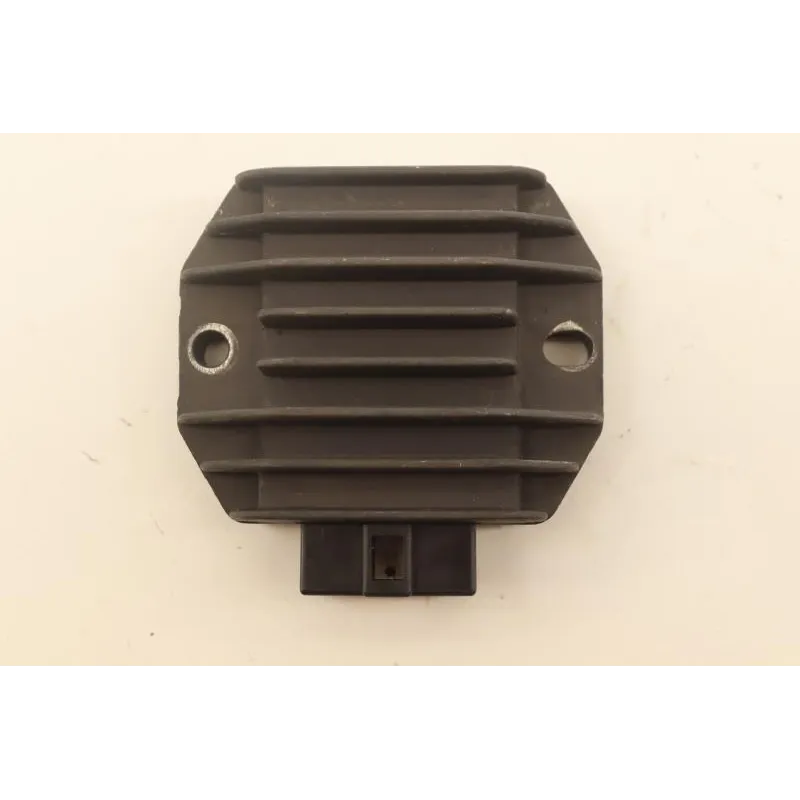 Regulateur charge batterie PIAGGIO X9 EVO 125 2005 - 2006