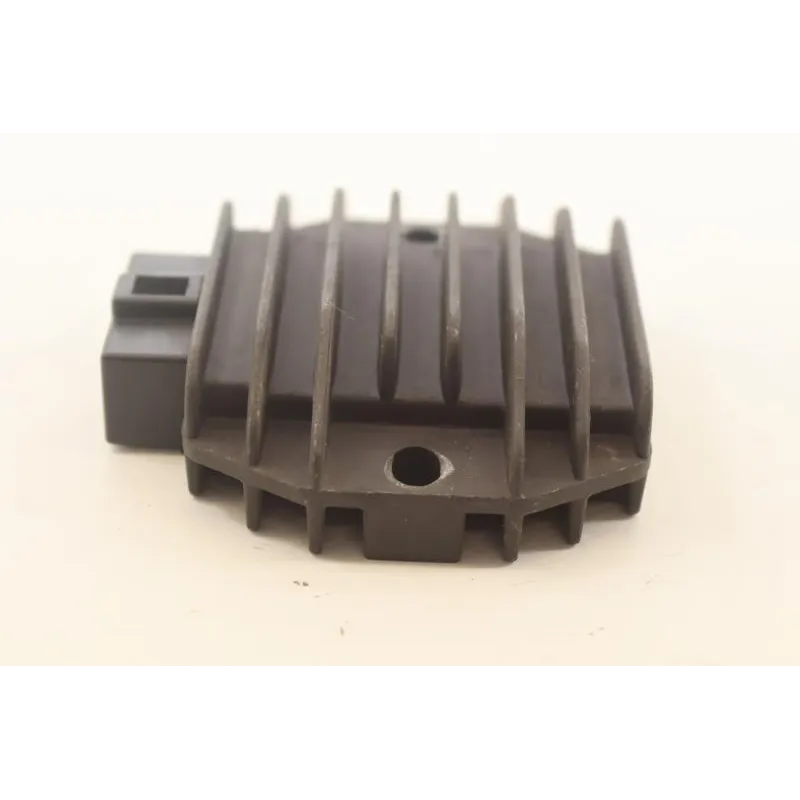Regulateur charge batterie PIAGGIO X9 EVO 125 2005 - 2006