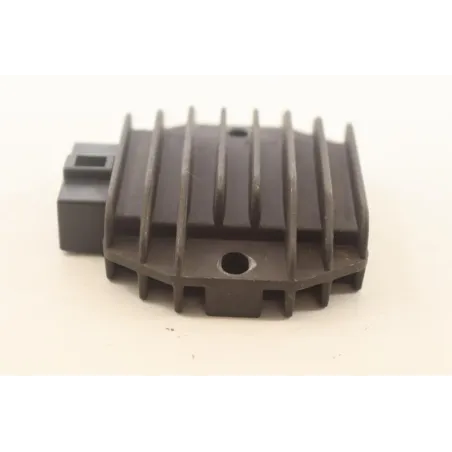 Regulateur charge batterie PIAGGIO X9 EVO 125 2005 - 2006