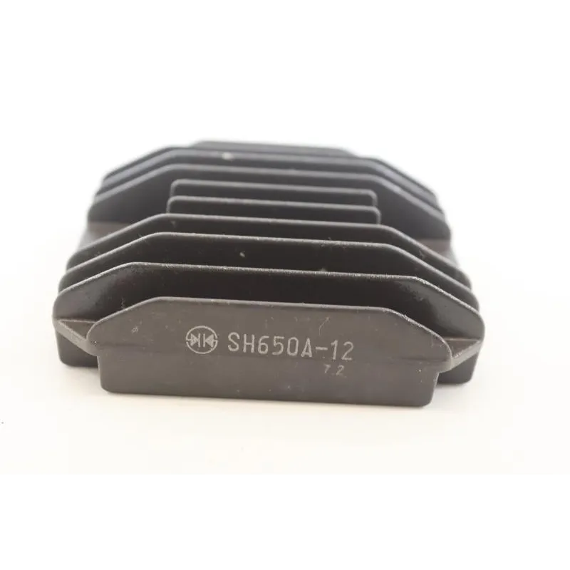 Regulateur charge batterie YAMAHA YZF 125 R 2008 - 2013