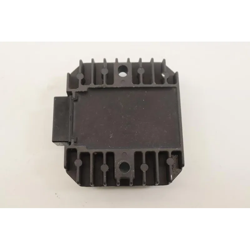 Regulateur charge batterie YAMAHA YZF 125 R 2008 - 2013