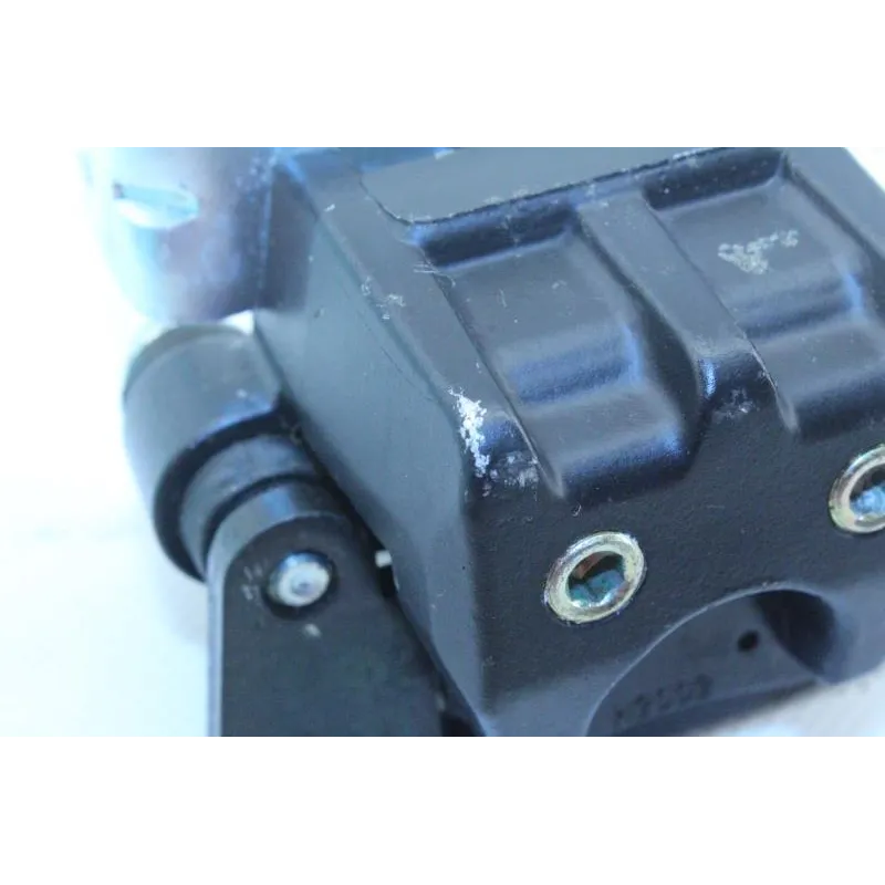 Etrier de frein arriere PIAGGIO MP3 125 2006 - 2008