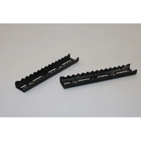Repose pieds avant droit CAN AM OUTLANDER 650 MAX EFI 2008 - 2013