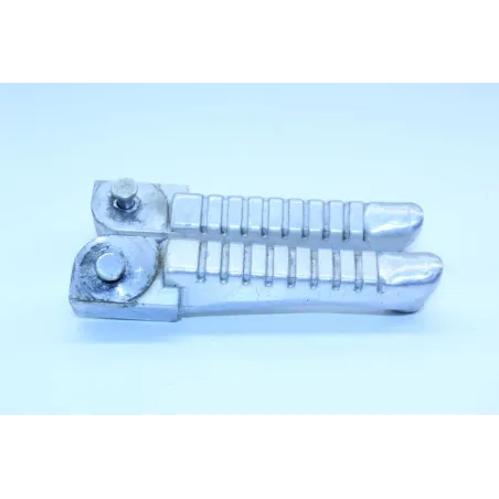 Repose pieds avant droit KYMCO SUPER 9 50 2007 - 2015