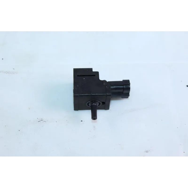 Relais boitier electrique SUZUKI SV 650 N 2008 - 2010