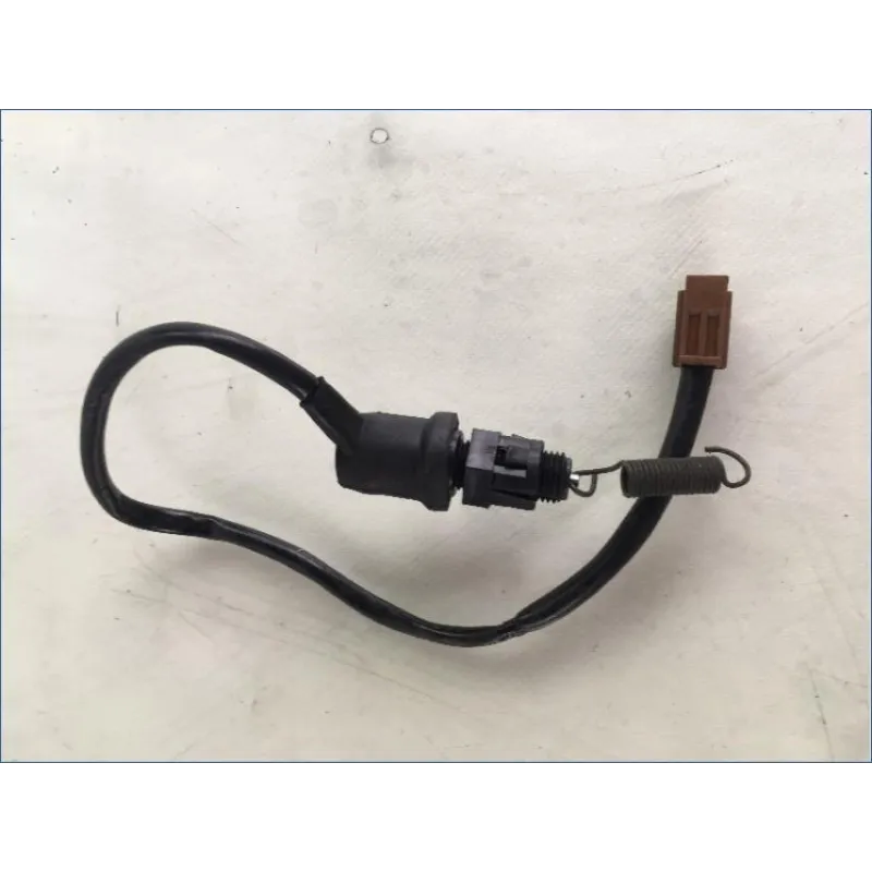 Contacteur de frein arriere YAMAHA FZ6 600 FAZER S2 2007 - 2010
