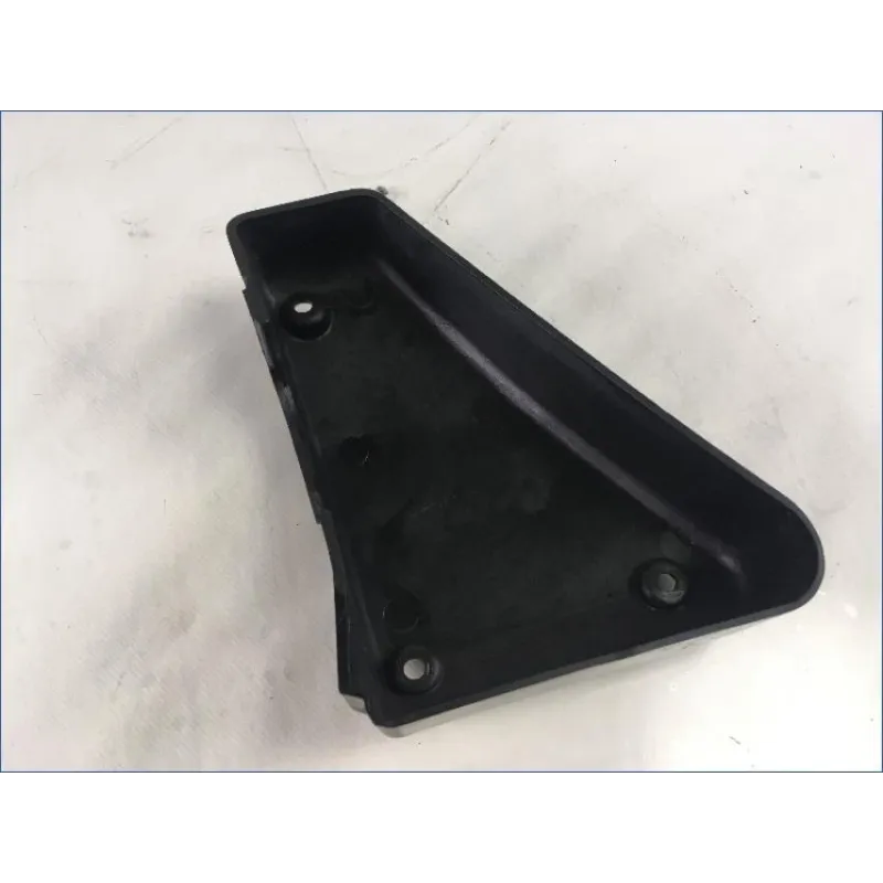 Cache lateral droit YAMAHA FZS 600 FAZER 1998 - 2001
