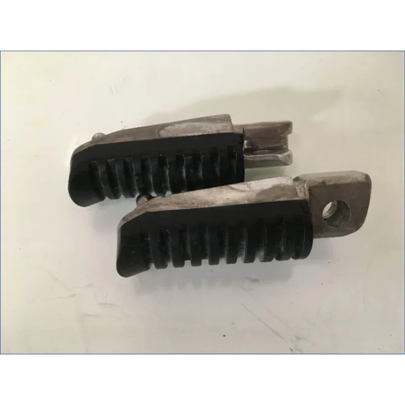 Repose pieds avant droit KAWASAKI ZXR 600 1998 - 2002