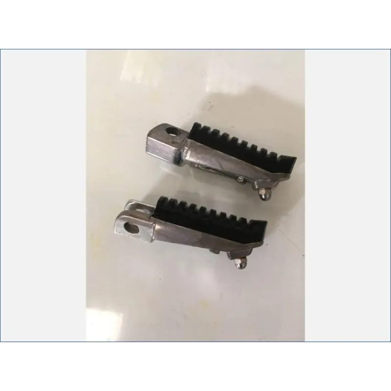 Repose pieds avant droit KAWASAKI ZXR 600 1998 - 2002