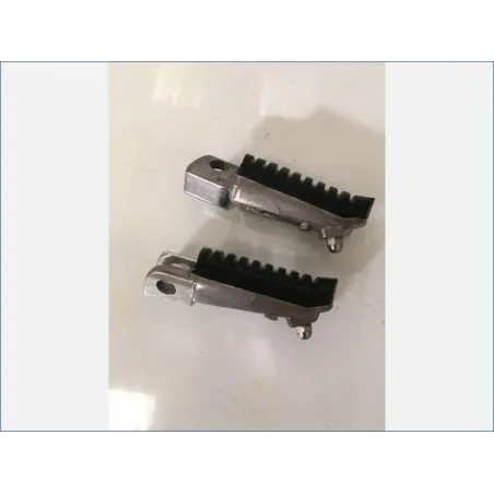Repose pieds avant droit KAWASAKI ZXR 600 1998 - 2002