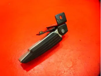 Repose pieds arriere droit PEUGEOT SATELIS II 125 ABS 2012 - 2013