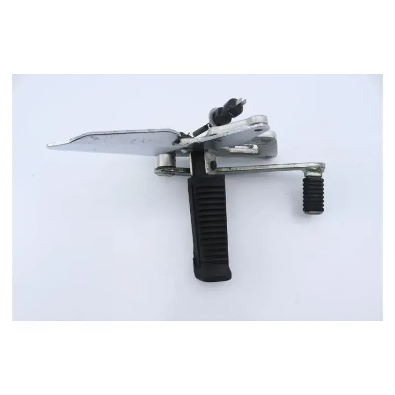 Platine avant droite SUZUKI GS 500 2003 - 2006