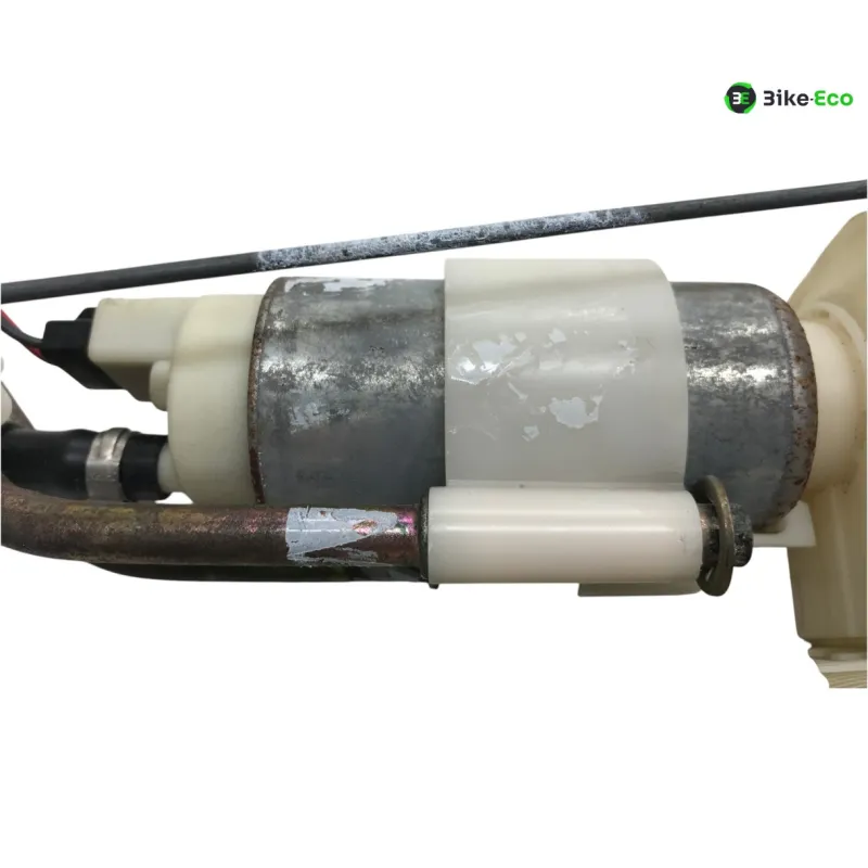 Pompe a essence APRILIA SCARABEO 300 2009-2010 LIGHT