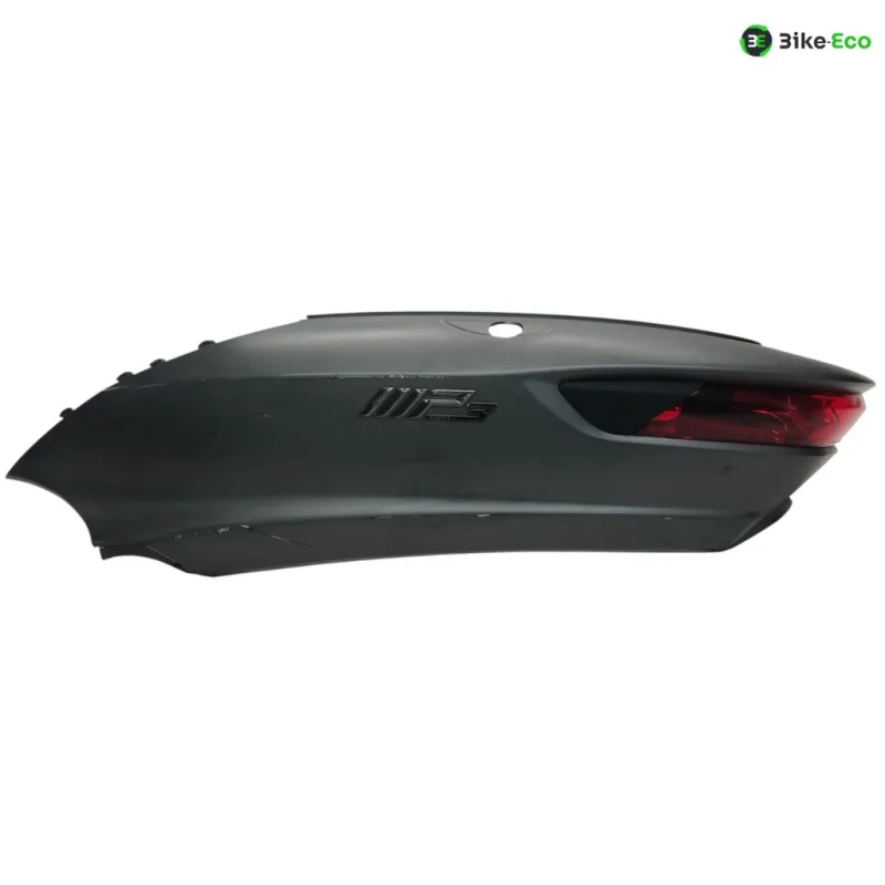 Cache carenage coque arriere gauche PIAGGIO MP3 500 LT 2014-2016 SPORT