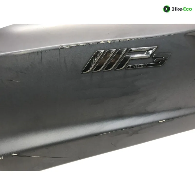 Cache carenage coque arriere gauche PIAGGIO MP3 500 LT 2014-2016 SPORT