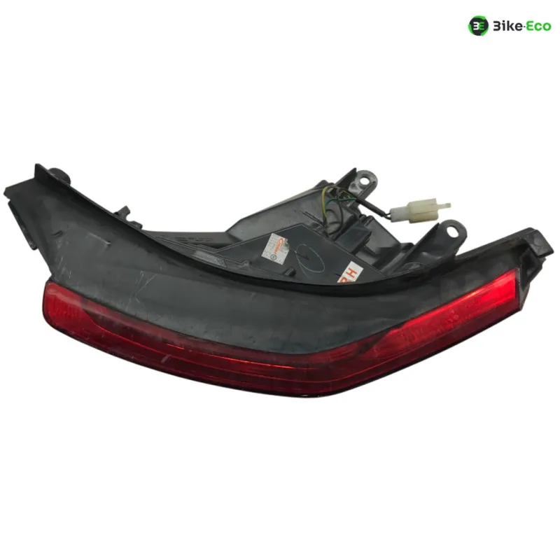 Feu arriere droit PEUGEOT METROPOLIS 400 2013-2016