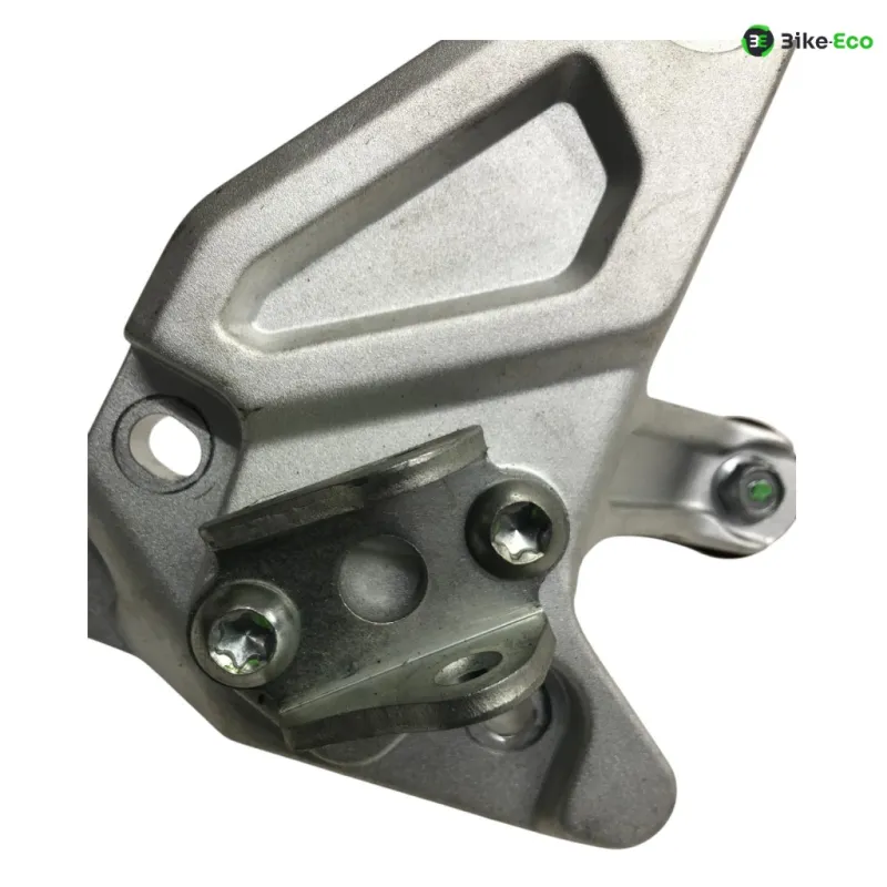 Platine avant gauche YAMAHA XTZ 690 2022-2024 TENERE 700 WORLD RAID