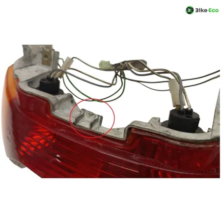 Feu arriere SUZUKI UH 125 2002-2006 BURGMAN