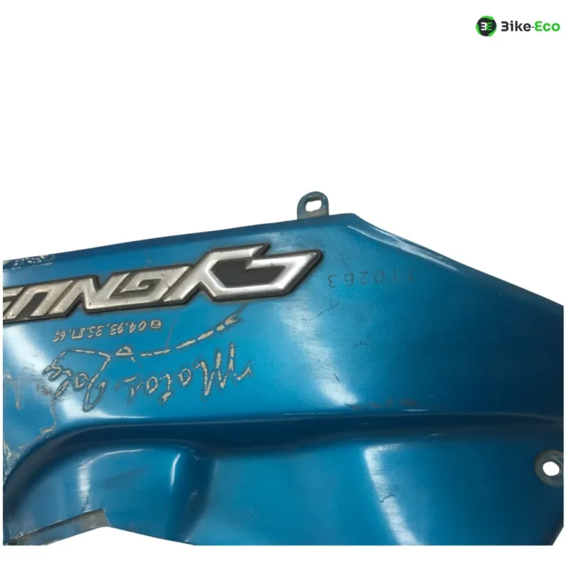 Cache carenage coque arriere YAMAHA XC 125 K 1997-1998 CYGNUS R