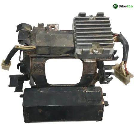 Bac a batterie YAMAHA XS 750 1977