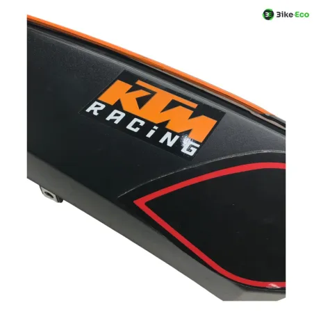 Cache carenage coque arriere droit KTM DUKE 125 2011-2016
