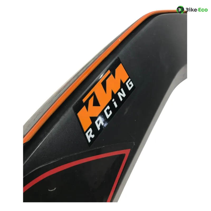 Cache carenage coque arriere gauche KTM DUKE 125 2011-2016