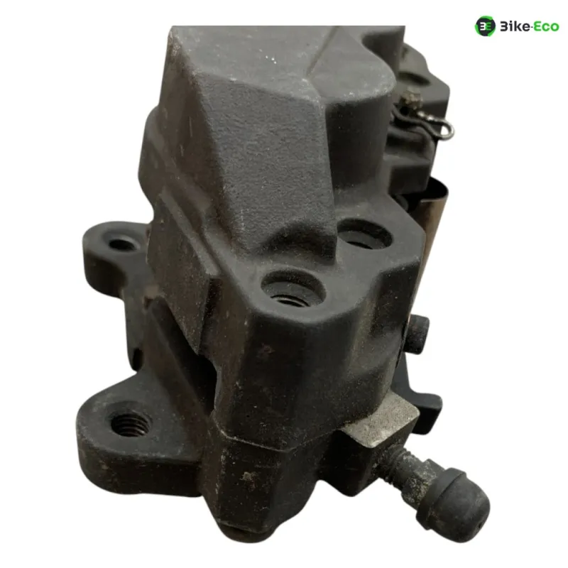 Etrier de frein avant gauche SUZUKI GSXR 600 2001-2003