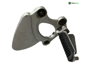 Platine avant droite SUZUKI GSX F 750 1998-2003