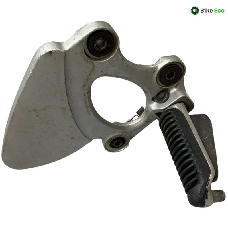 Platine avant droite SUZUKI GSX F 750 1998-2003