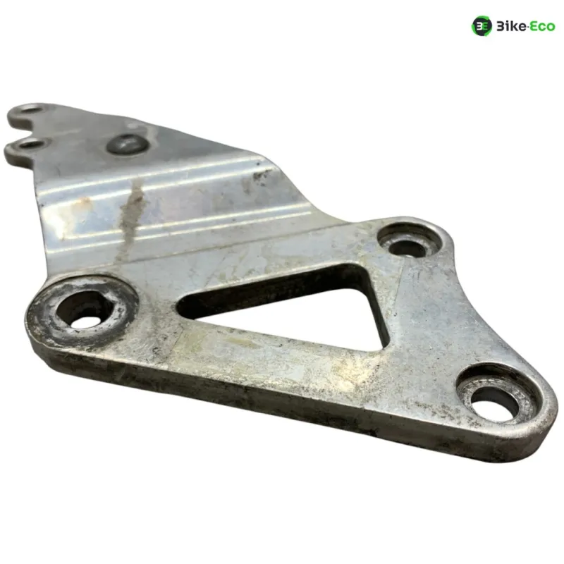 Platine avant droite SUZUKI GSXR 1100 1990