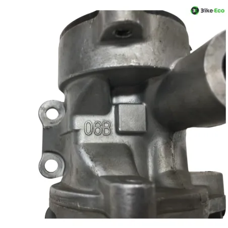 Pompe a huile SUZUKI GSXR 1100 1986-1992