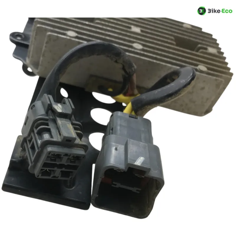 Regulateur charge batterie KYMCO MXU 700 2024 EPS