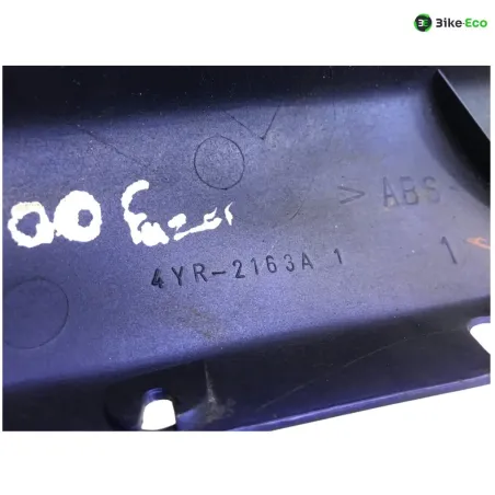 Cache carenage coque arriere gauche YAMAHA FZS 600 1998-2003 FAZER